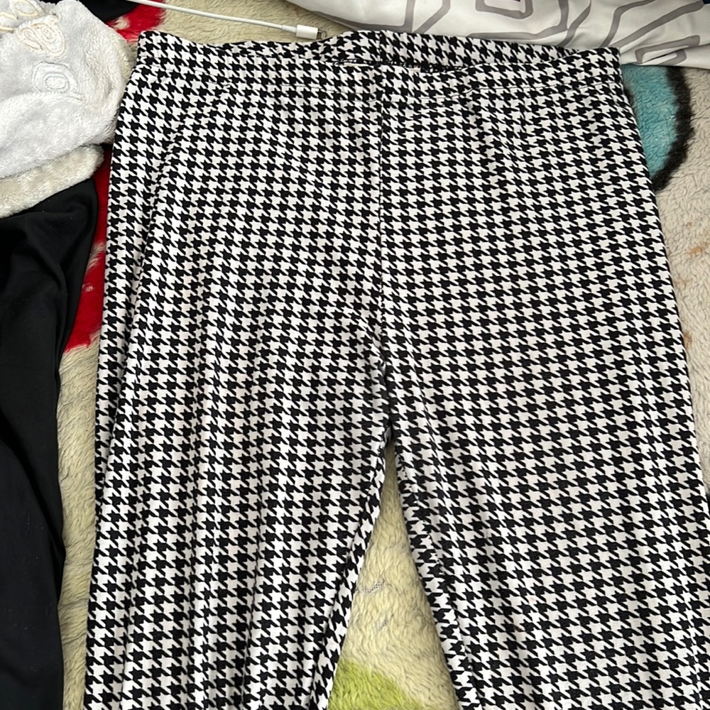 Black and White leggings